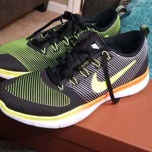 Men's Nike Free Runs